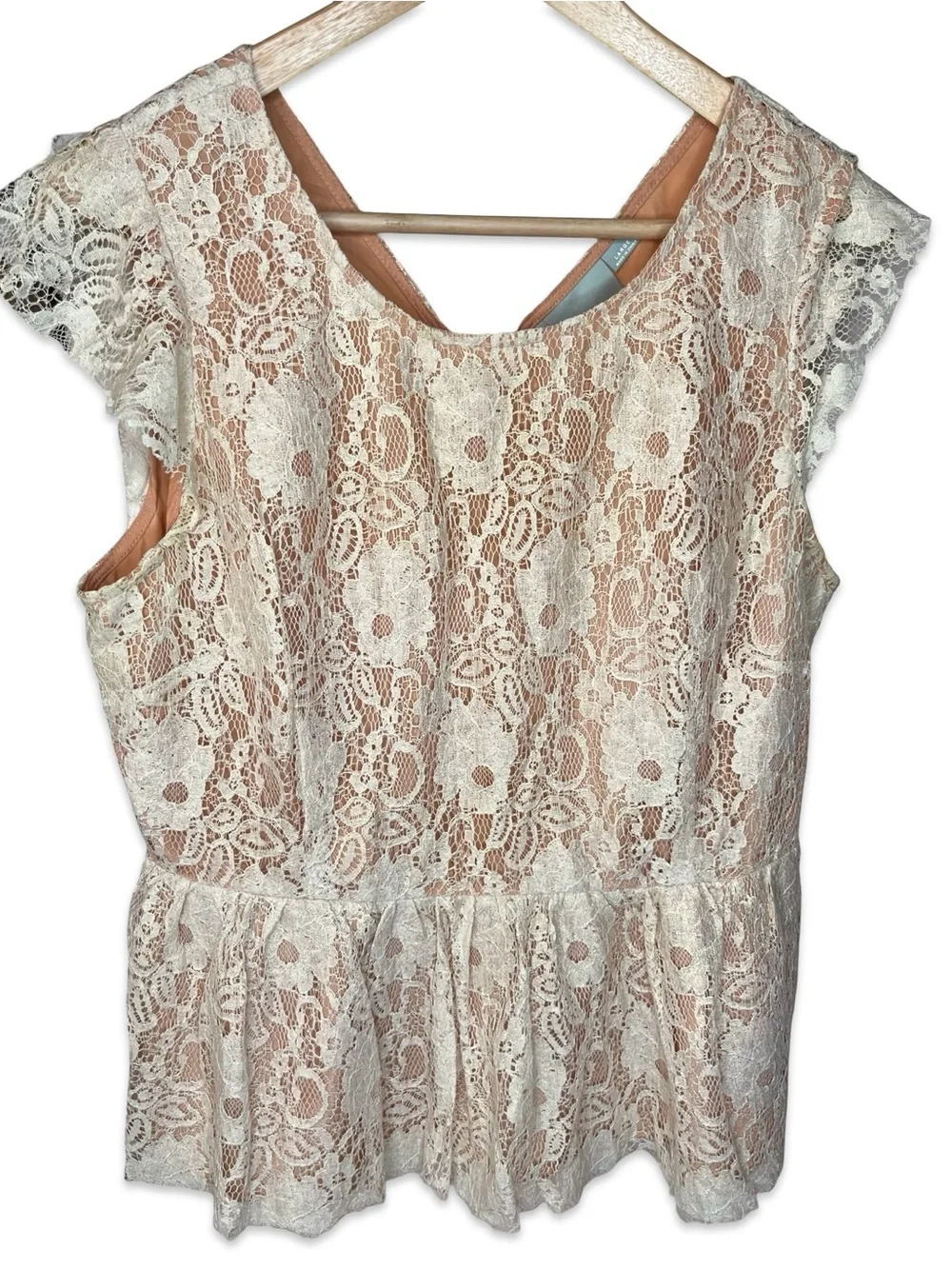 Maeve Anthropologie Lace Peplum Top Size Large Cream Floral Lace Romantic Boho - Picture 12 of 14